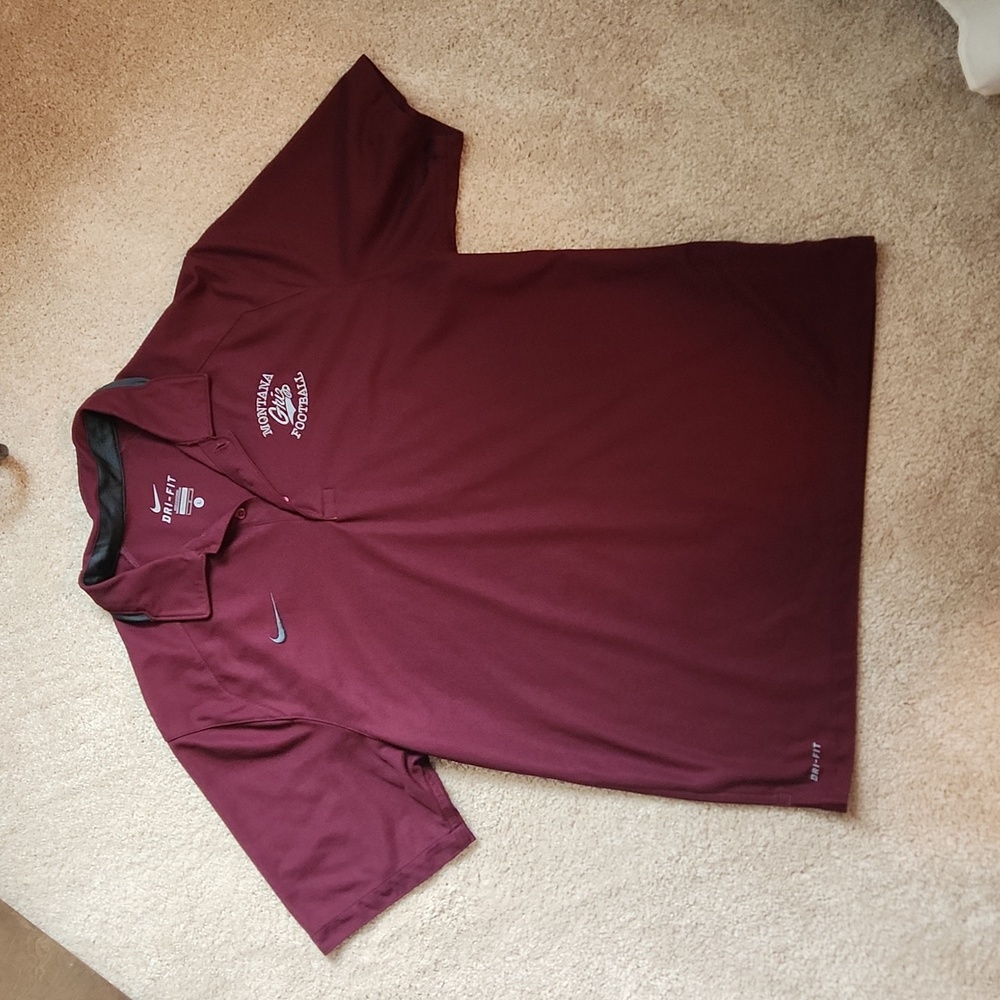 U of M footballbNike dri-fit polo